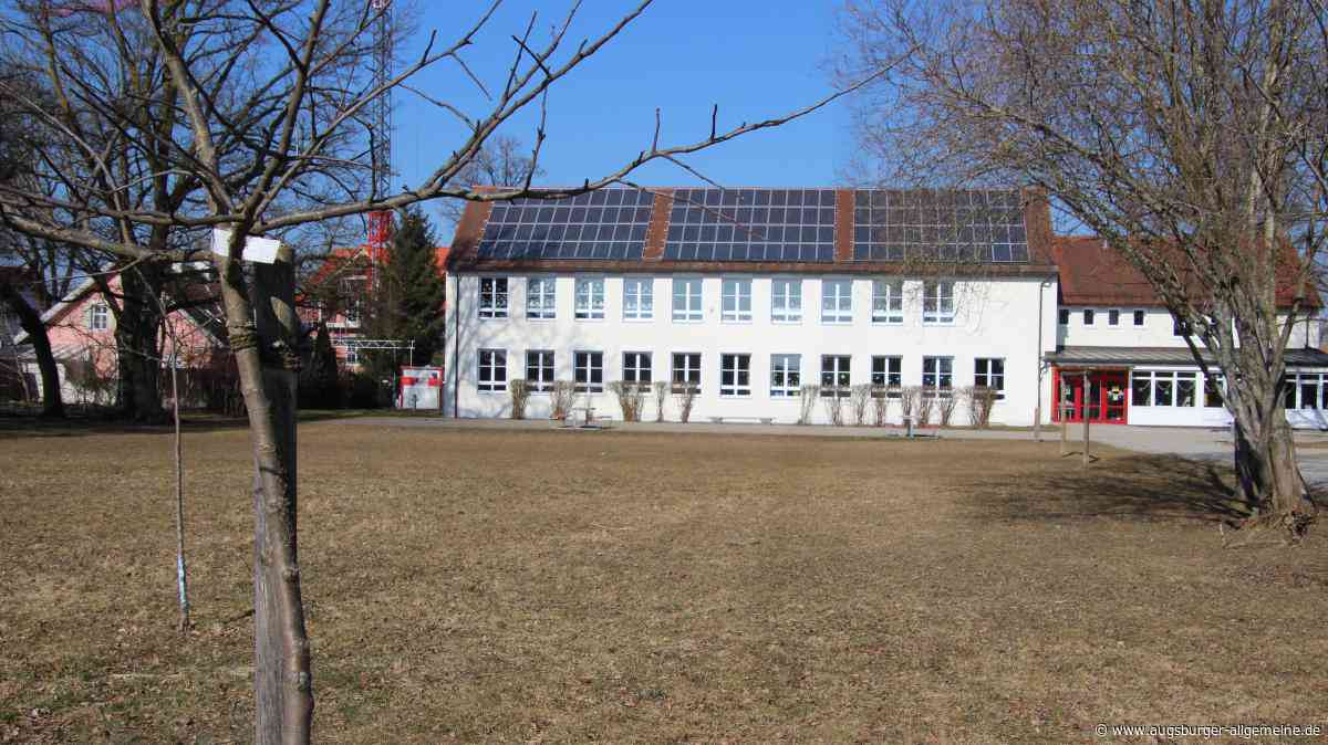 Polizei sucht Zeugen: Grundschule in Asch mehrfach mit Graffiti verunstaltet