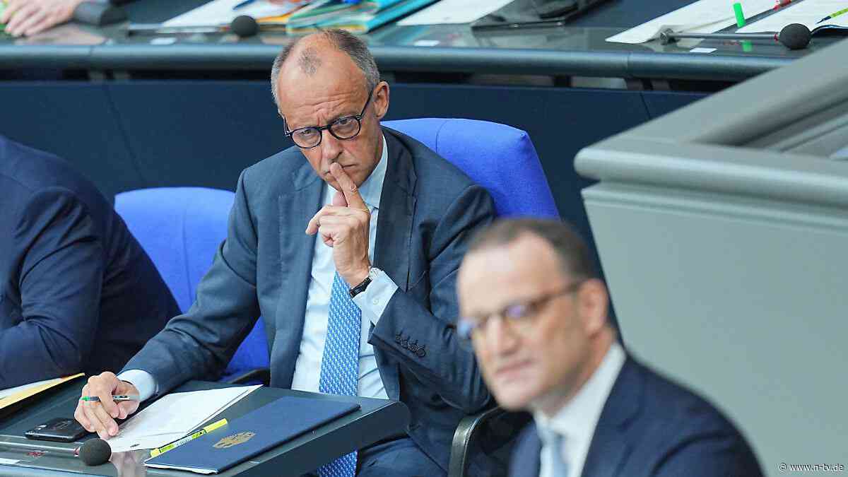"Wichtige Stütze" der Koalition: Merz nennt Spahns Rücktritt "unvermeidlich"