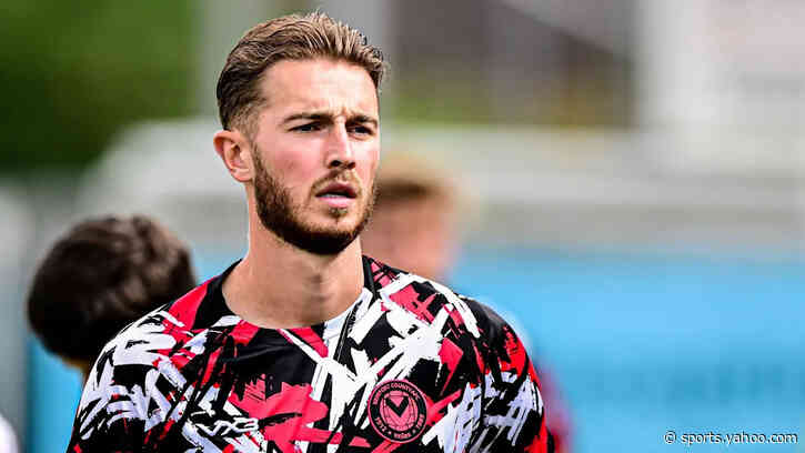 Notts County bring in Newport defender Baker