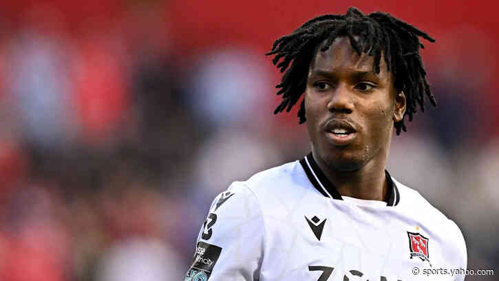 Burton sign Dundalk forward Arubi