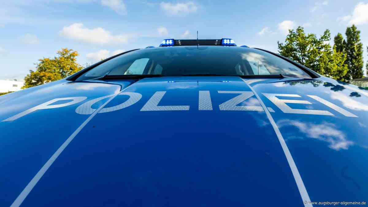 Er rammte mehrere Autos: Zeugen stoppen betrunkenen Autofahrer