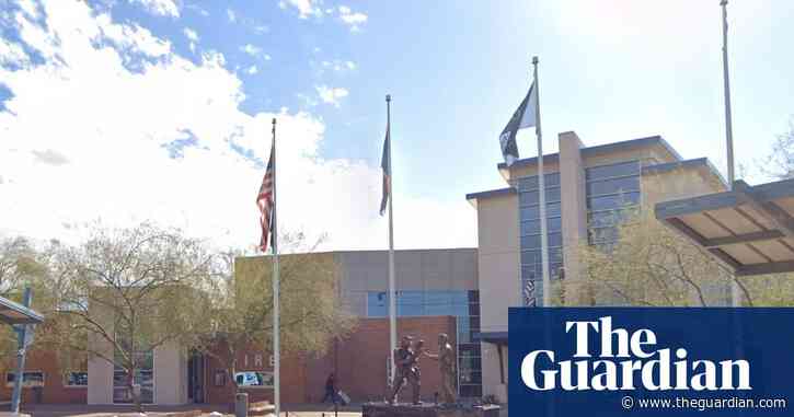 Arizona teen hailed for helping save woman with dementia wandering in 103F heat