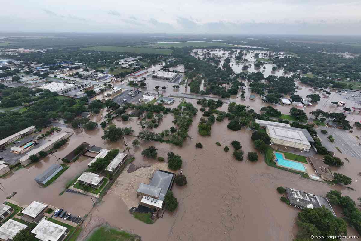 Floods test Texas’ new warning systems a year after Camp Mystic tragedy