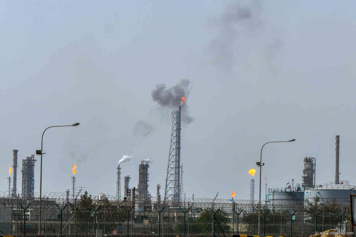 Iran and Kuwait report attacks on water and power infrastructure as strikes escalate