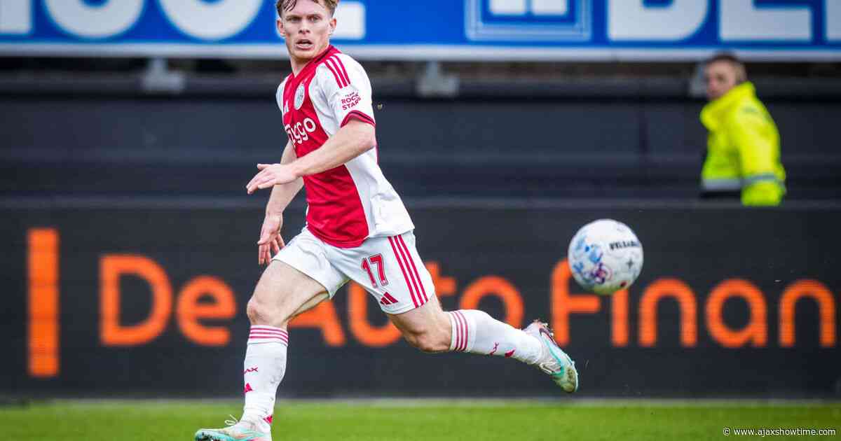 Ajax boekt nipte oefenzege op Olympiakos dankzij laat doelpunt van invaller Edvardsen