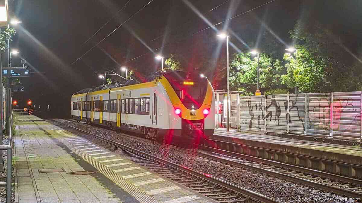 Bei 120 km/h aus Zug gestürzt: Bahn-Sicherheitsmann bangt nach Gerangel mit Fahrgast um sein Leben