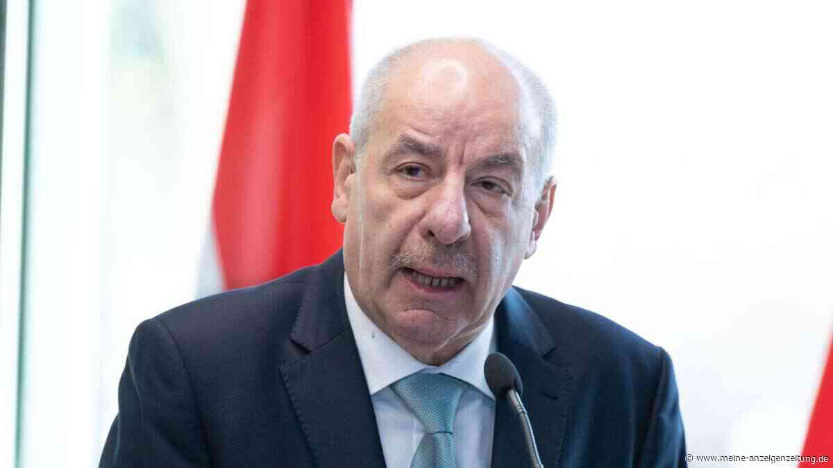 Ungarn: Präsident macht Weg zu eigener Absetzung frei