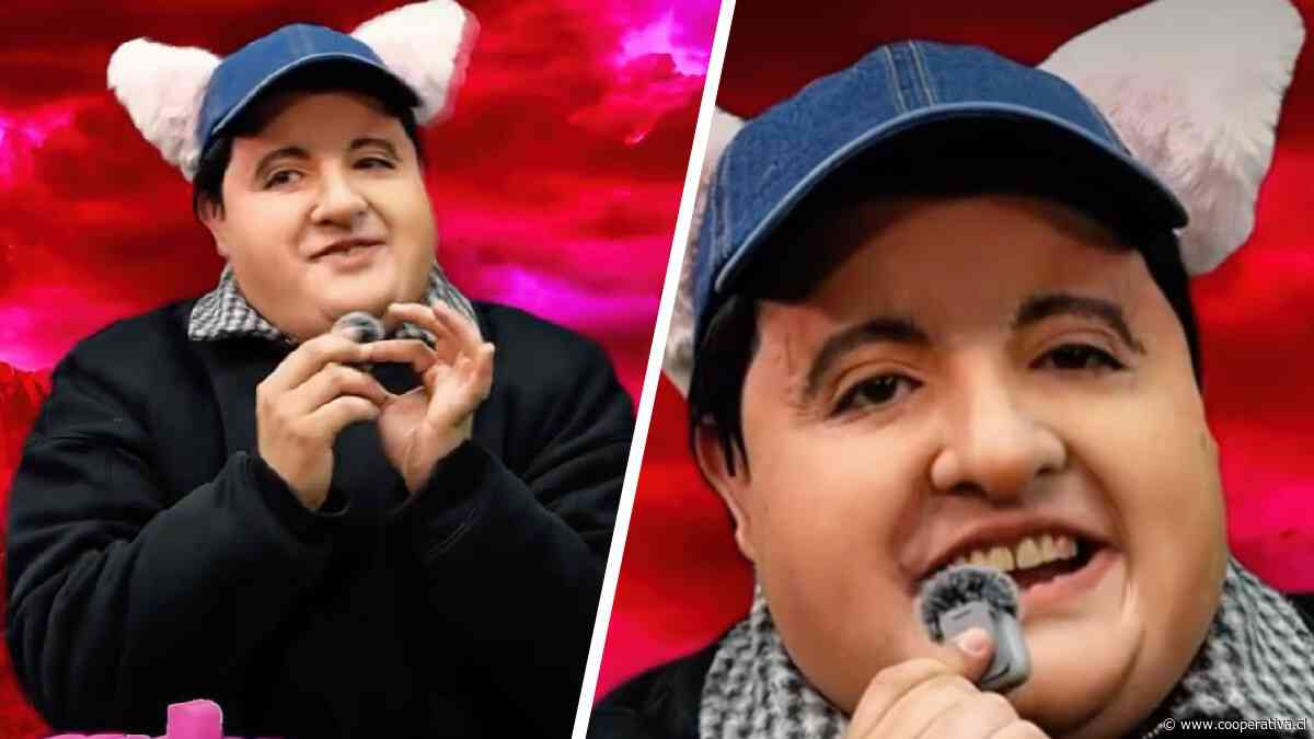 La hilarante imitación de Felipe Parra a Danilo 21: "A mí me encantan las funas"