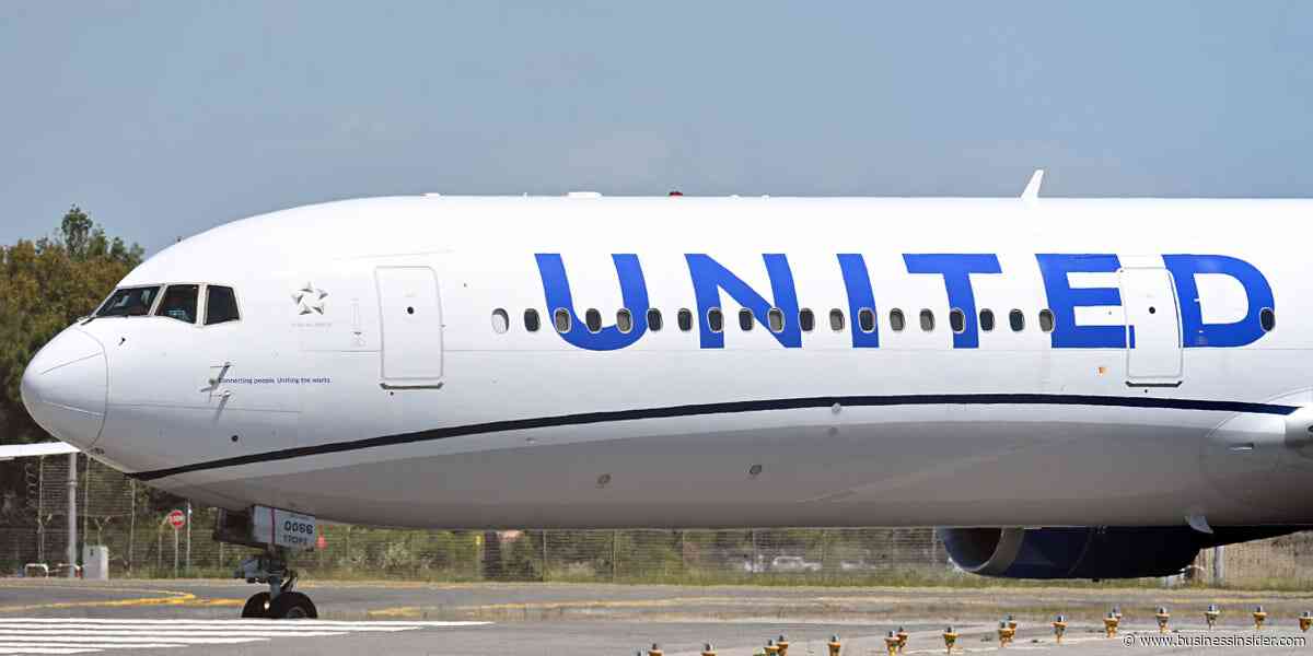 United Airlines flights delayed nationwide after 'technology outage'