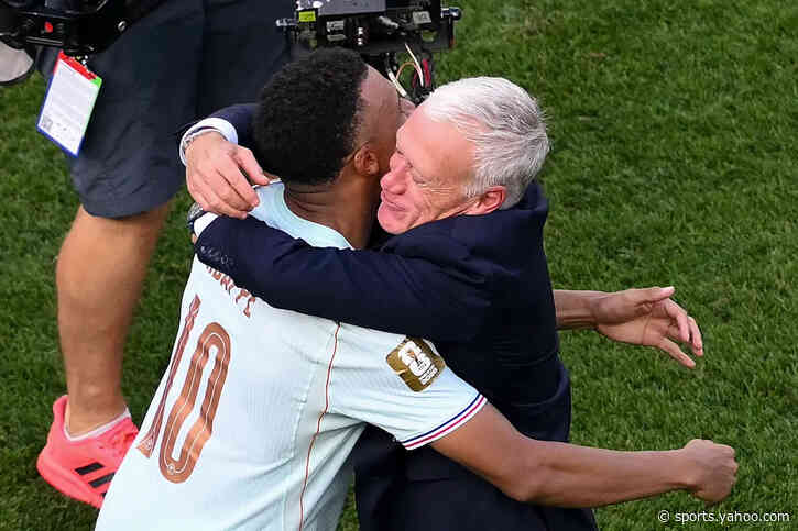 Mbappé says goodbye to Deschamps: We owed you a better ending