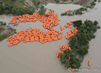 Border buoys dislodged and floating down Rio Grande toward Laredo, Texas