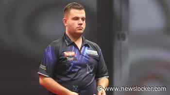 Niels Zonneveld sneuvelt in absolute thriller tegen Stephen Bunting en loopt achtste finales op World Matchplay mis