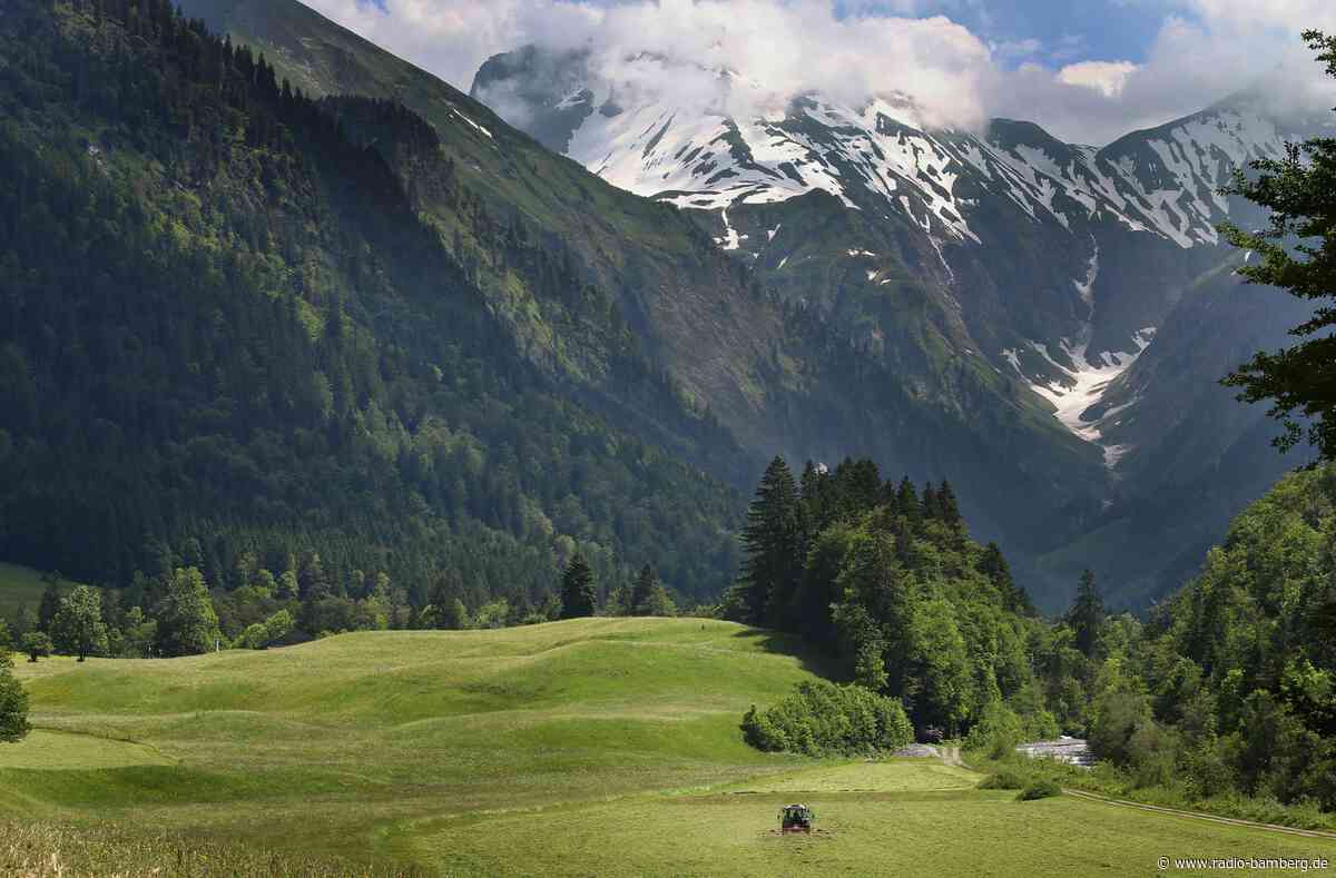 Zwei Deutsche stürzen beim Klettern in Österreich ab – tot
