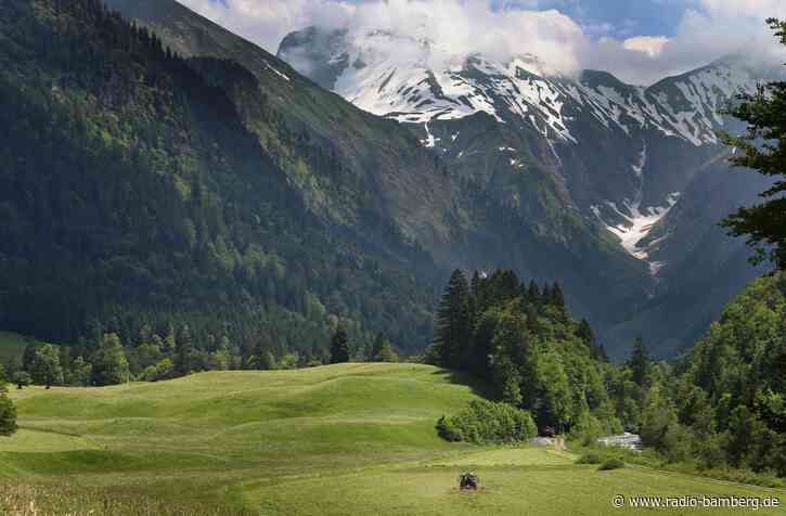 Zwei Deutsche stürzen beim Klettern in Österreich ab – tot