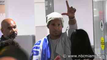 Luis Manuel Otero Alcántara arrives in Miami after being released from prison in Cuba