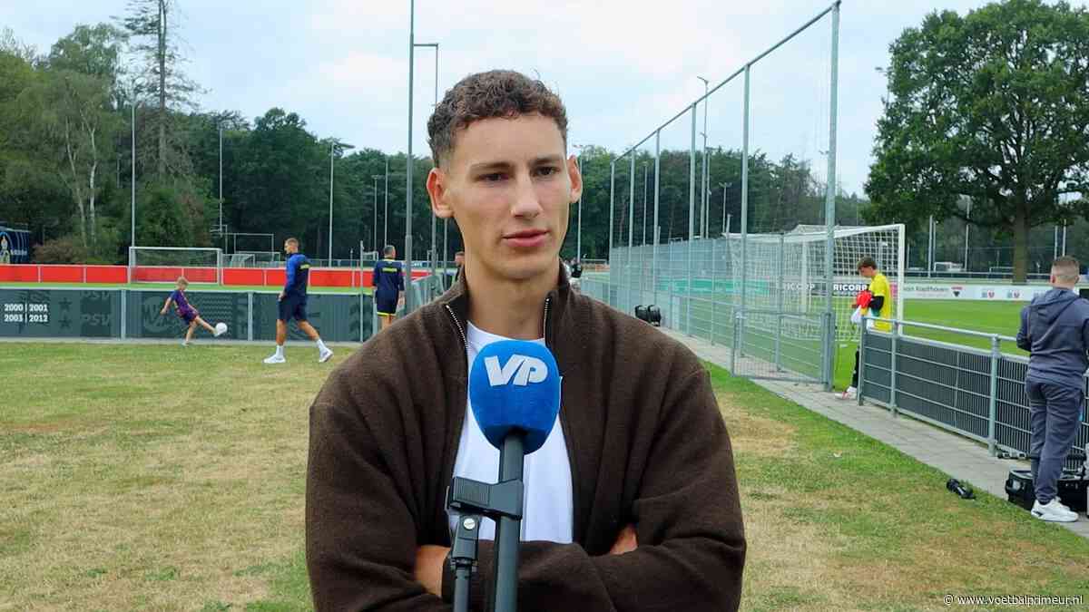 Van Bommel maakt na lange revalidatie zijn rentree: 'Ik hoop dit vol te houden'