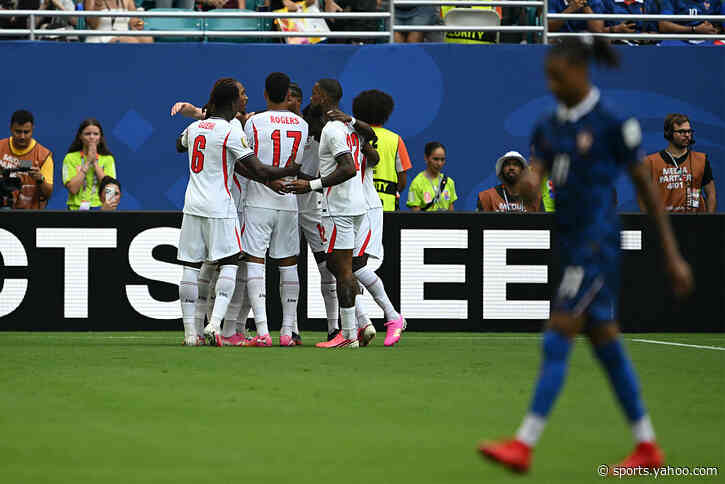 😂 England run riot against France in first half, social media erupts