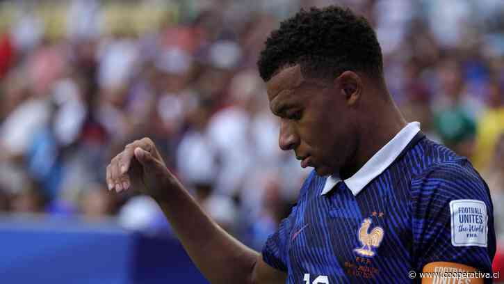 Mbappé: "Me hubiera gustado no ser el máximo goleador de la historia y jugar la final"