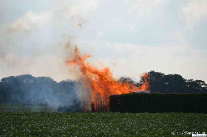Brand in schuur achter woning in Vlagtwedde