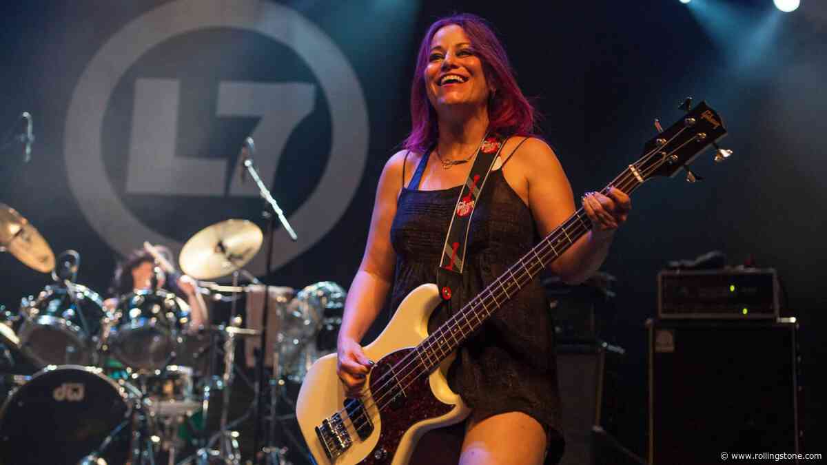 Jennifer Finch, L7 Bassist, Dead at 59