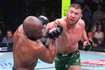 Dricus Du Plessis rocks Kamaru Usman for unanimous decision win at UFC Oklahoma City