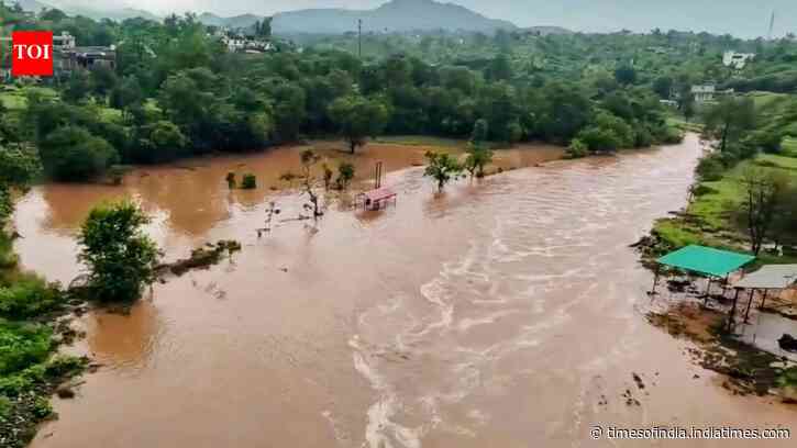 Overnight rain brings J&amp;K's Rajouri to a standstill as flash floods wreak havoc