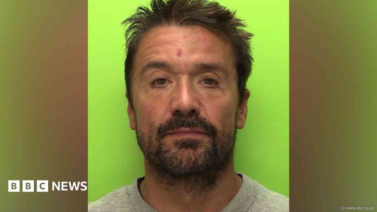 Fatal crash police officer 'told not to drive a decade before'