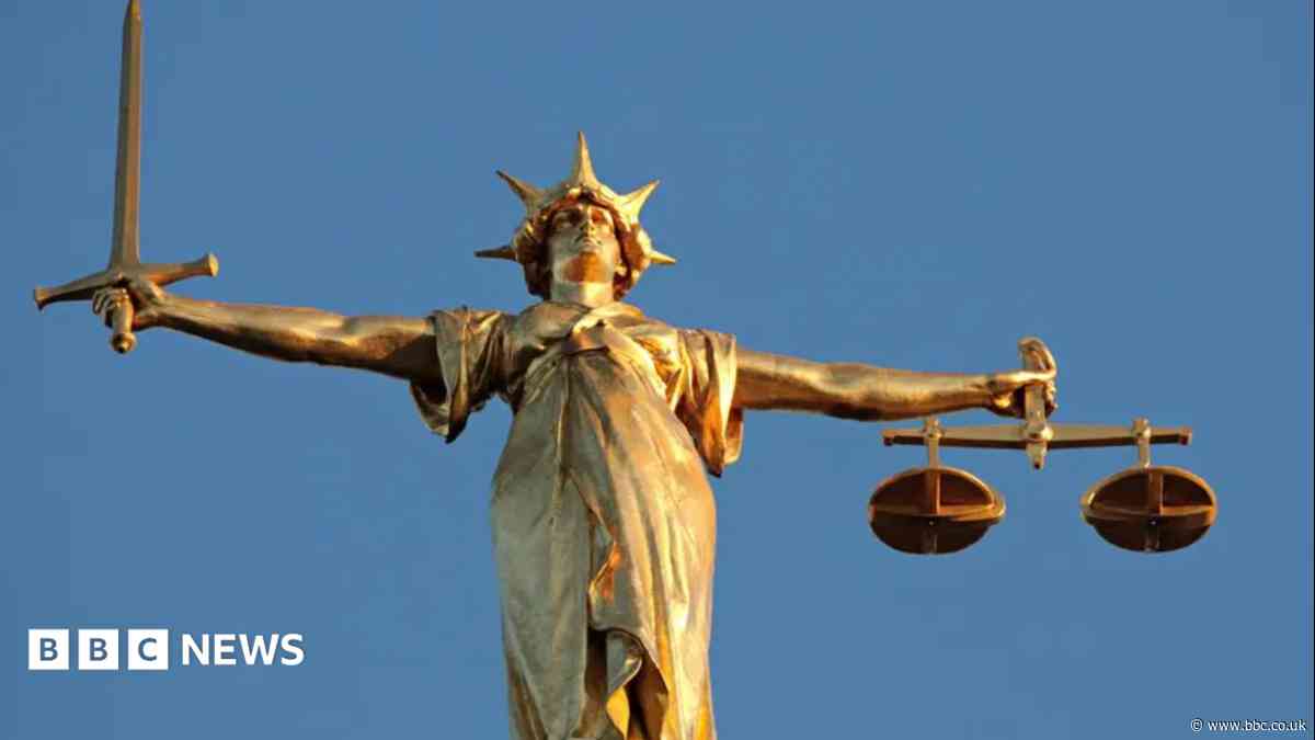 Six deny plot to attack Pakistani dissidents in UK