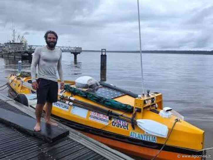 Attraversa l’Oceano Atlantico con una barca a remi in 37 giorni