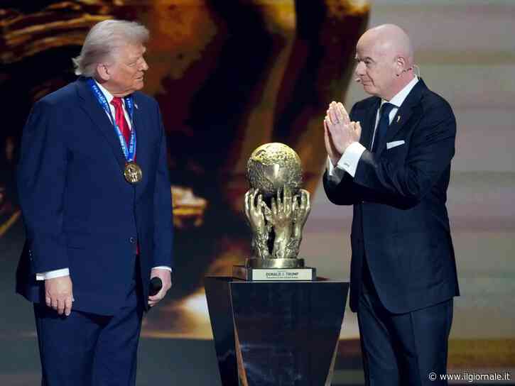 Trump prepara il gran finale. "Realizzato sogno americano". Ma teme la vittoria spagnola...