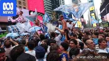 Argentina fans stage Times Square takeover ahead of World Cup final
