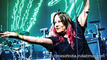 Jennifer Finch, bassist for rock group 'L7', passes away at 59