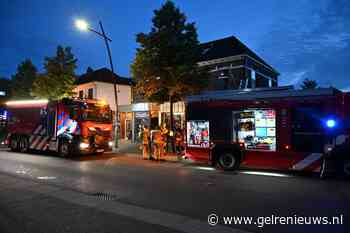 Plantenbak vliegt in brand, vuur snel onder controle