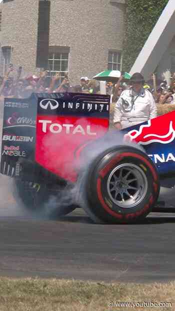 You do-nut want to miss this 🍩😏 #F1 #RedBullRacing