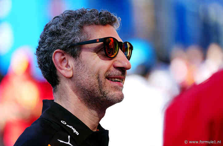 Stella reageert met een knipoog op Verstappen-geruchten: ‘Dan hebben we een derde auto nodig’