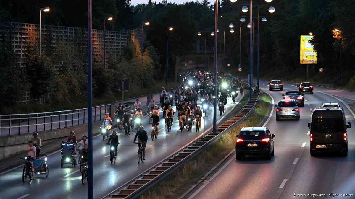 Die schönsten Bilder von der Radlnacht Augsburg