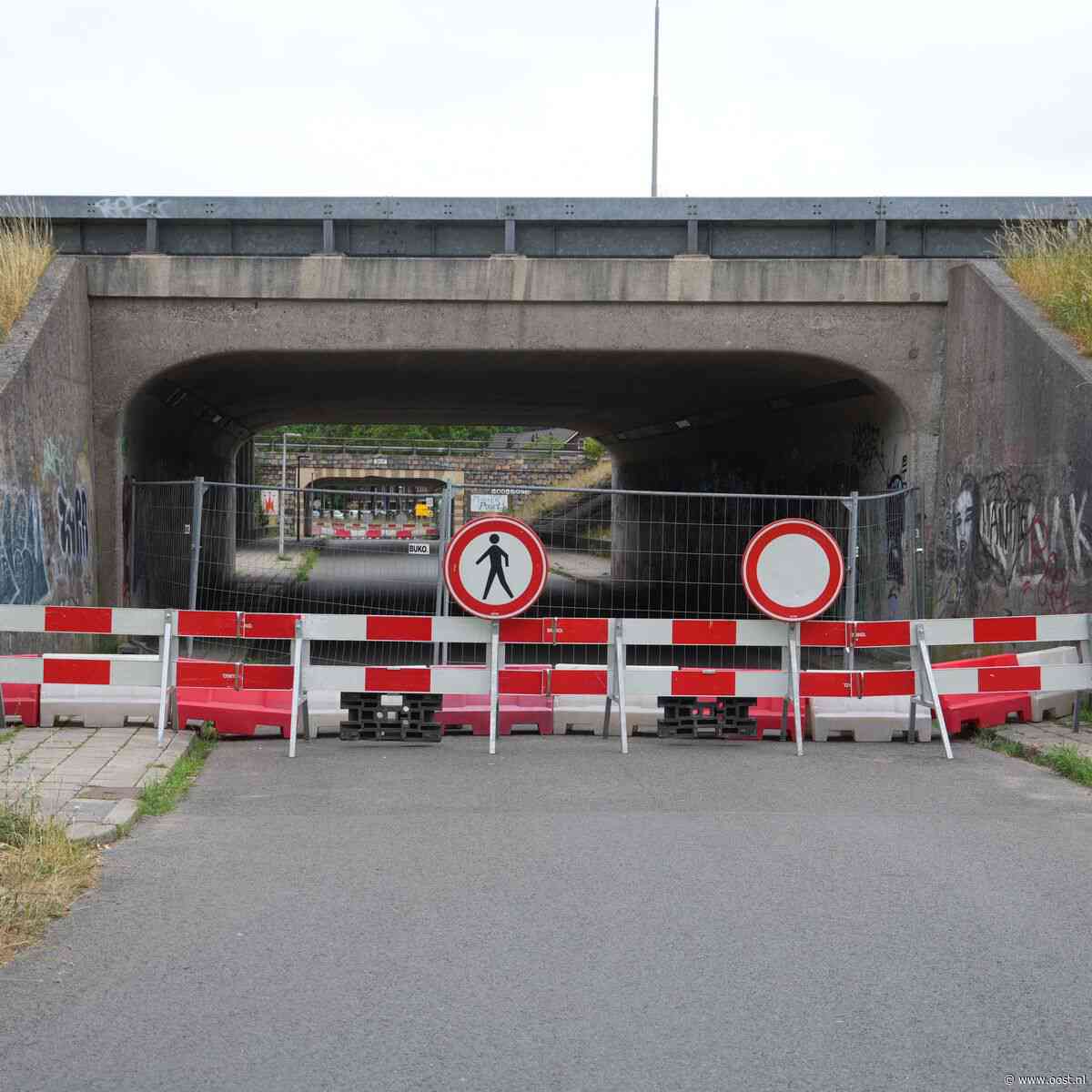 Twee tunnels onder A28 in Zwolle dicht door vallend beton