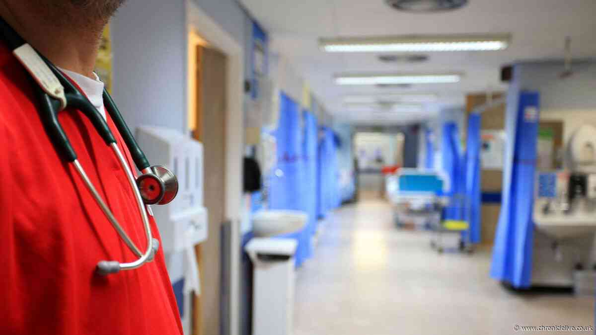 NHS sepsis symptoms warning as public urged to 'trust your instincts'