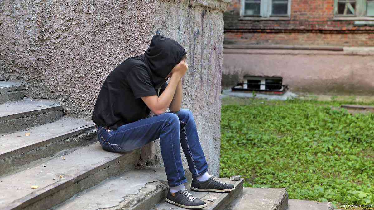 Wie Treibholz auf Asphalt: Wovon träumen junge, obdachlose Menschen?