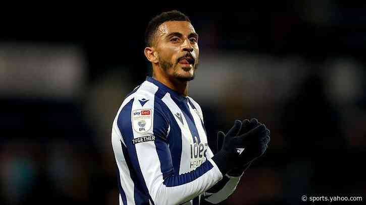 Charlton re-sign free agent Grant for second spell