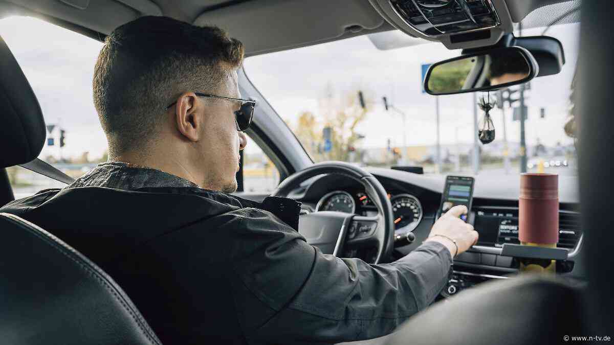 Bei Ablenkung piept's: In Neuwagen sind nun Kameras Pflicht - was das bedeutet