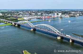 Blijf weg van de Merwedebrug, ik herhaal, blijf weg!
