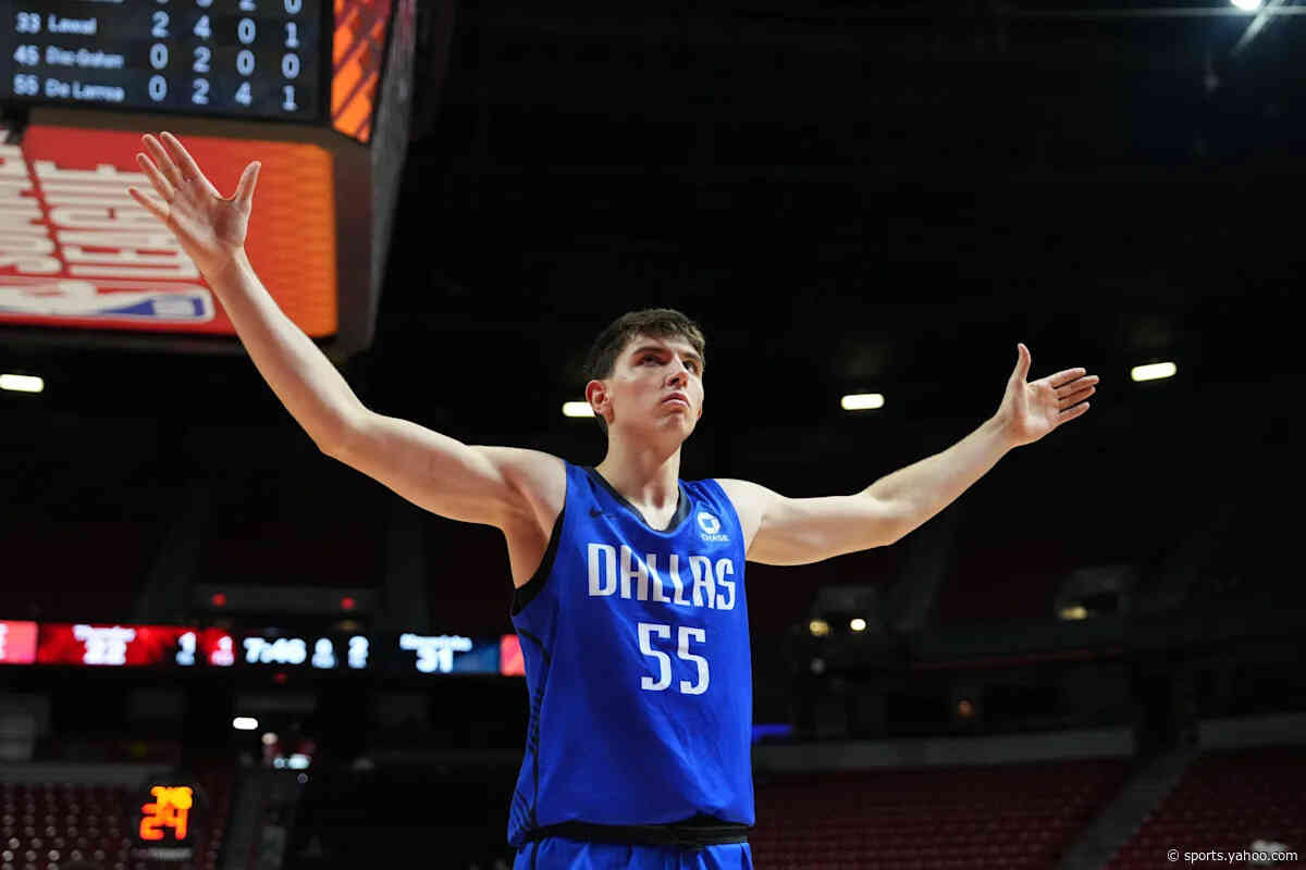 Sergio De Larrea stood out in NBA Summer League