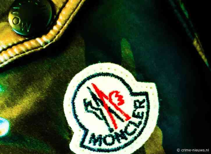 Politie valt binnen bij luxemerken Chanel, Prada,  Bulgari en Moncler in groot lopend onderzoek