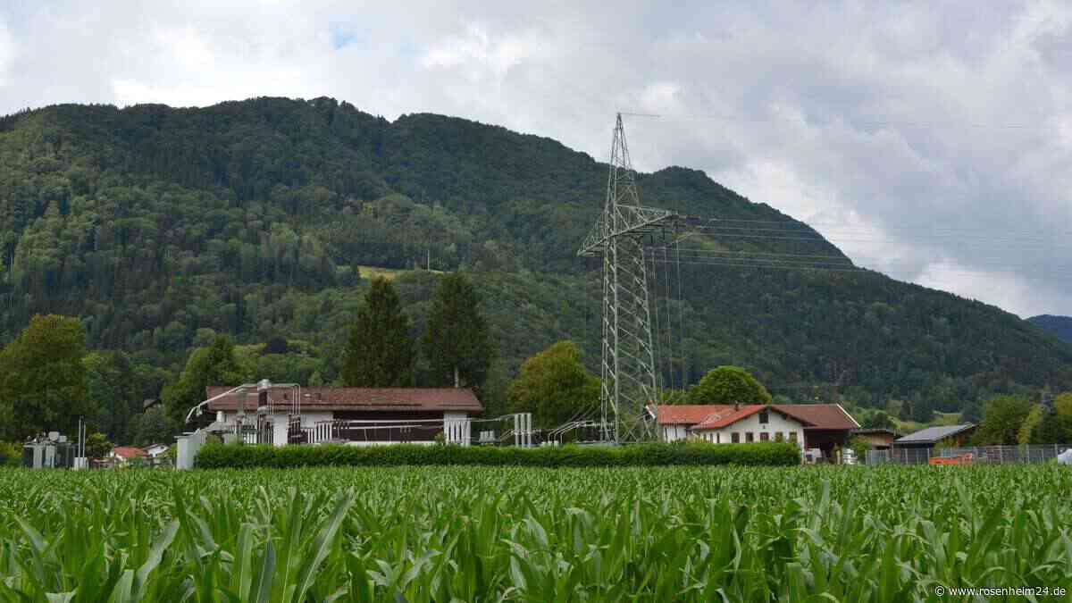 Grassau legt Standorte für neue Solarparks und Großbatteriespeicher fest