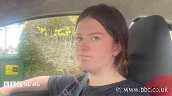Teen stuck on M25 for eight hours on first drive