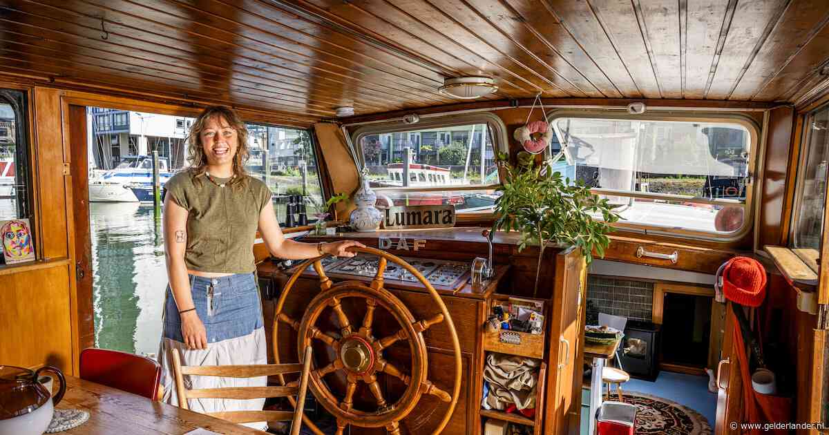 Maaike kocht spontaan een vrachtschip van 72.000 euro, nu is het haar droomhuis
