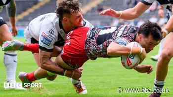 Leigh withstand Hull FC's second-half fightback