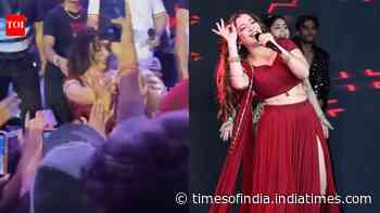 'Dhurandhar' singer Jasmine allegedly groped by crowd, disturbing video goes viral