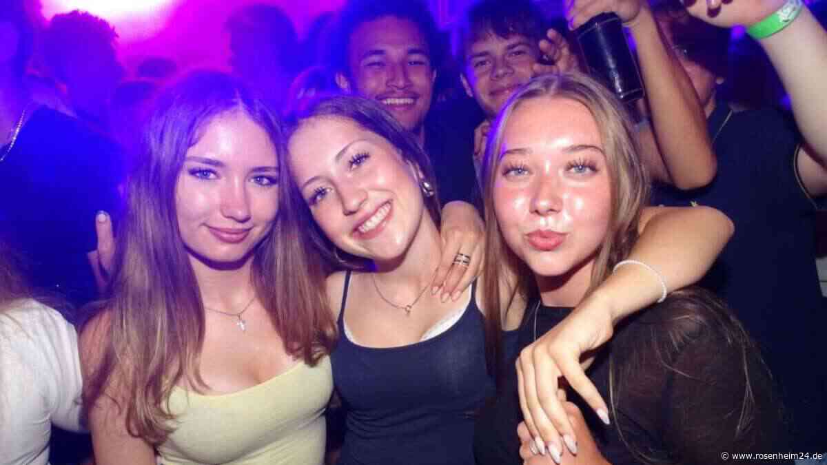 Legendäre Bussi-Bussi-Party in Mintsberg bei Großkarolinenfeld lässt Feiergäste toben